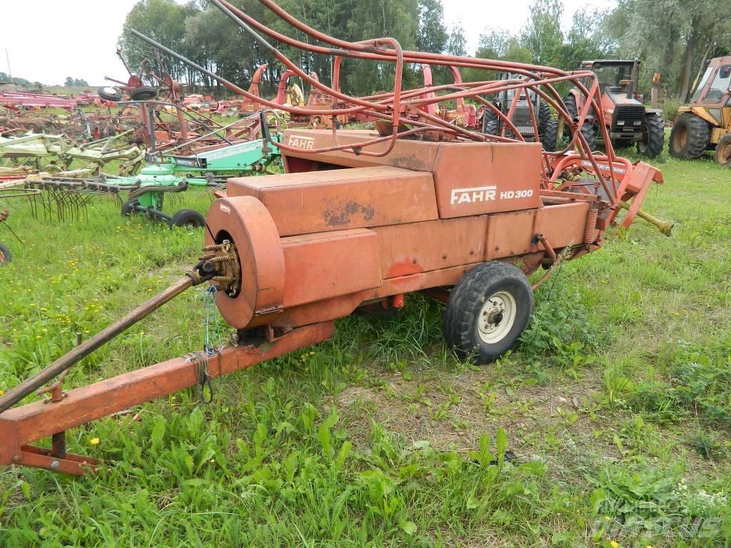 Deutz-Fahr HD300 Enfardadeira de fardos quadrados