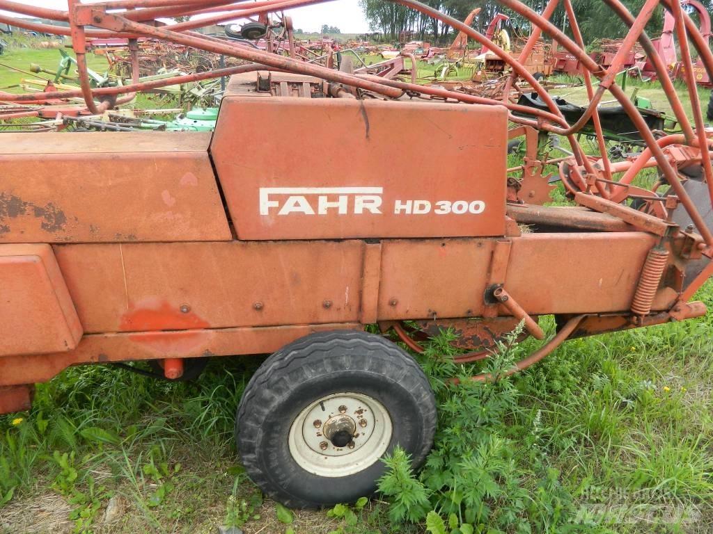 Deutz-Fahr HD300 Enfardadeira de fardos quadrados