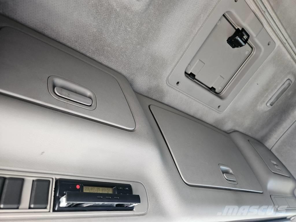 Volvo FH12 460 Camiões Ampliroll