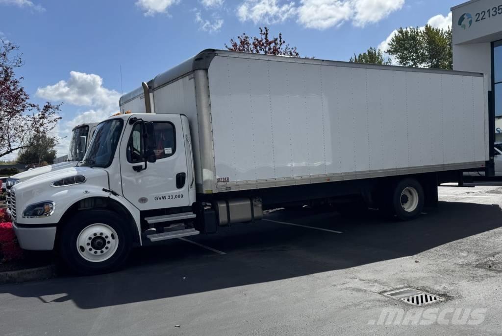Freightliner M2 Caminhões de caixa fechada