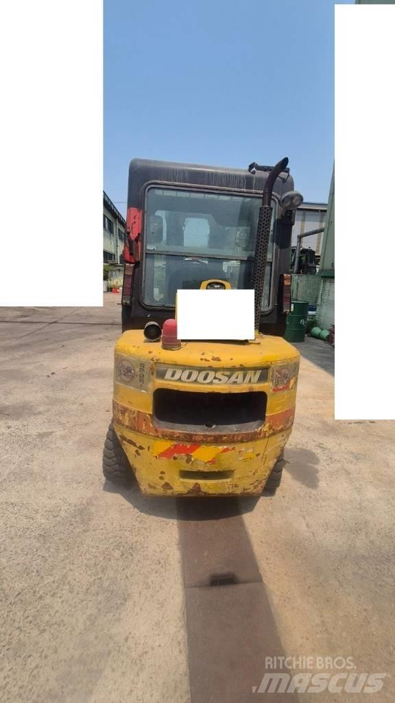 Hyundai D30 Empilhadores - Outros