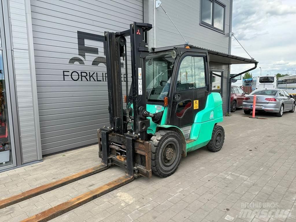 Mitsubishi FD40N Empilhadores Diesel