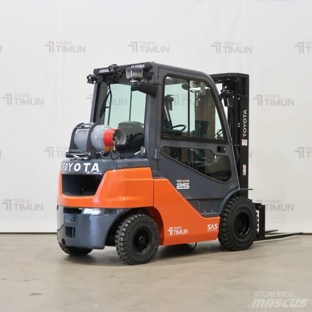 Toyota 02-8FGF25 Empilhadores a gás