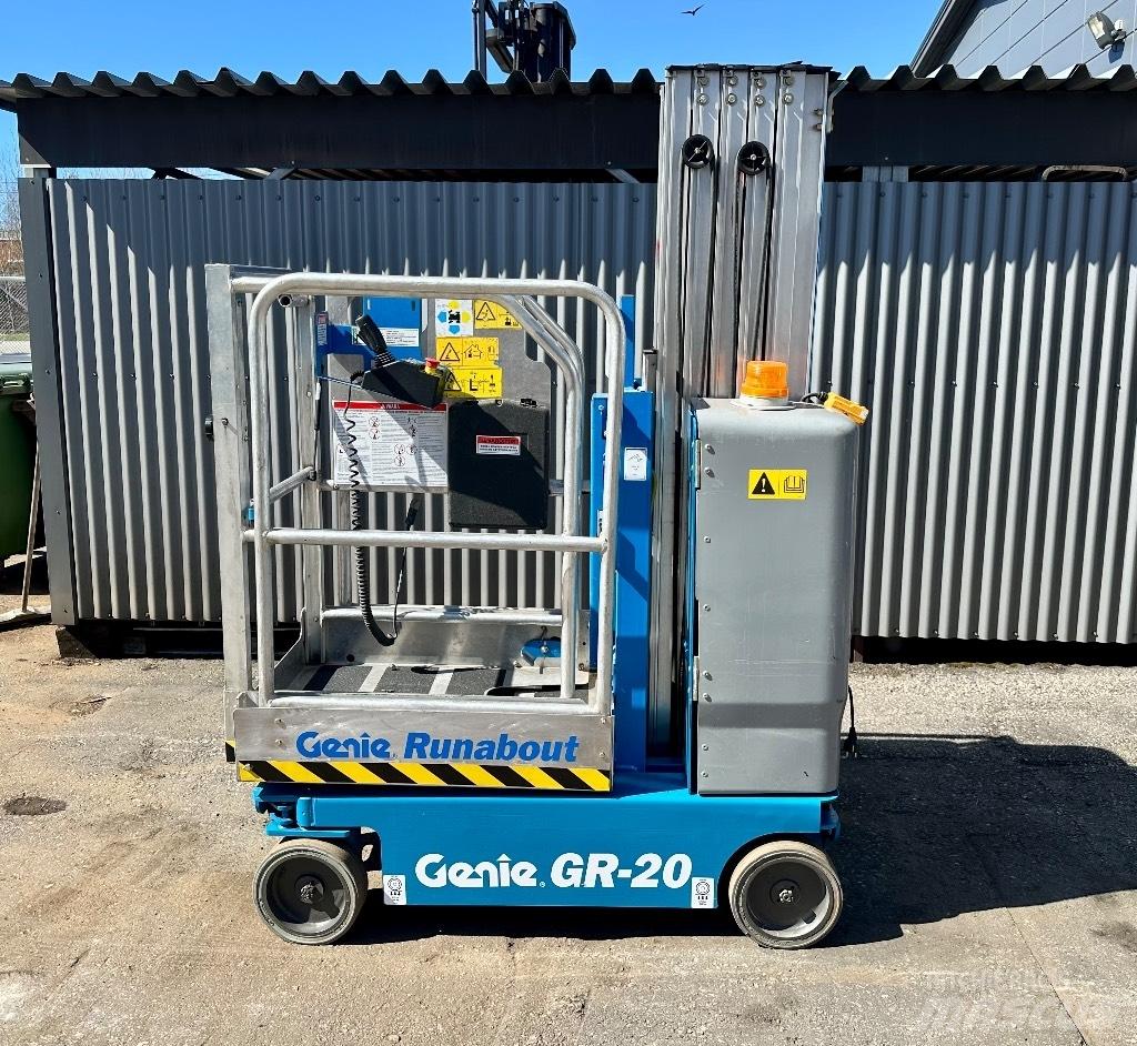 Genie GR 20 Plataformas de Mastro Vertical