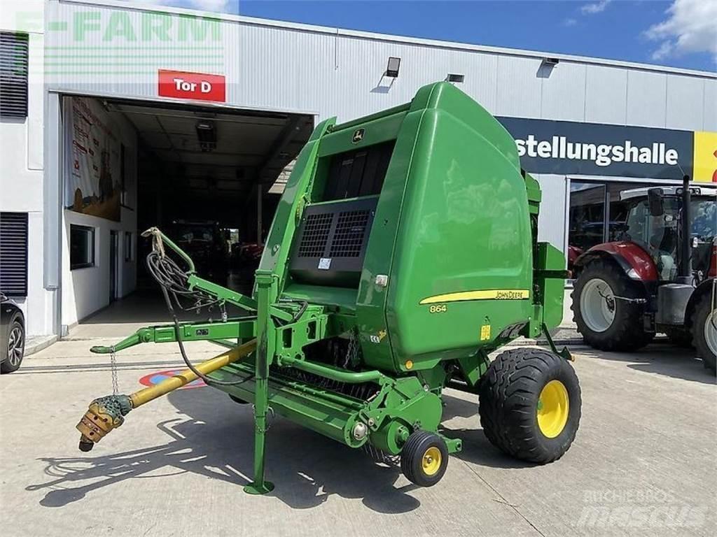 John Deere 864 Enfardadeira de fardos quadrados
