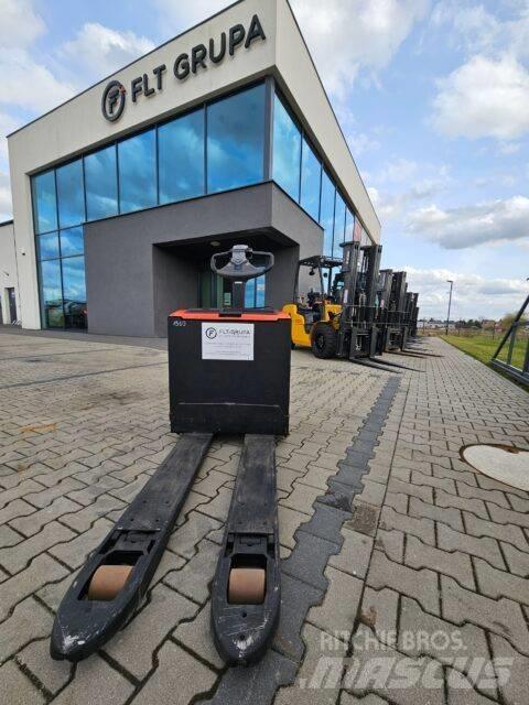 BT LWE200 Empilhador para operador externo