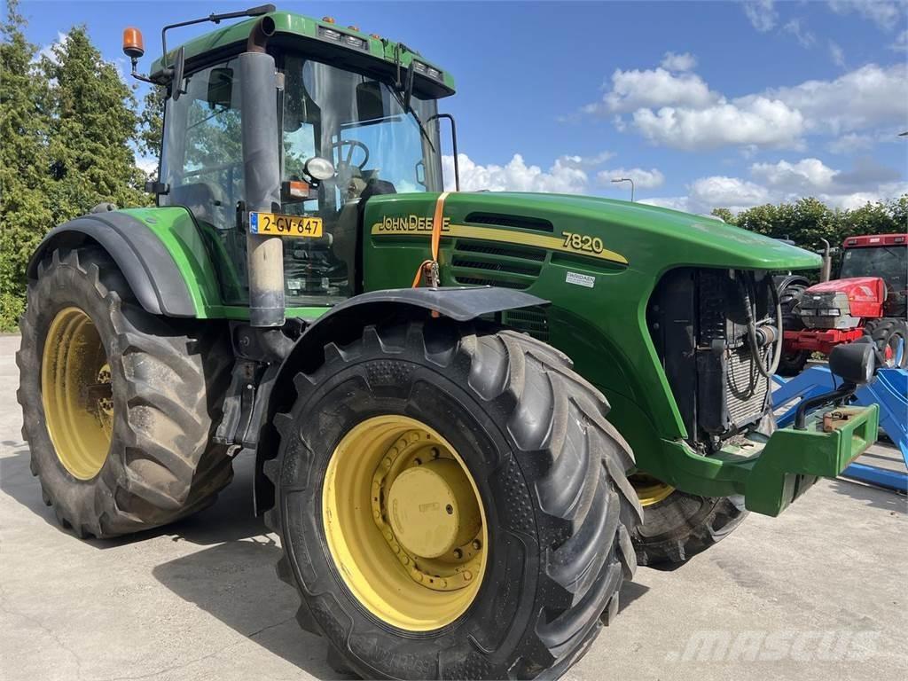 John Deere 7820 Tratores Agrícolas usados