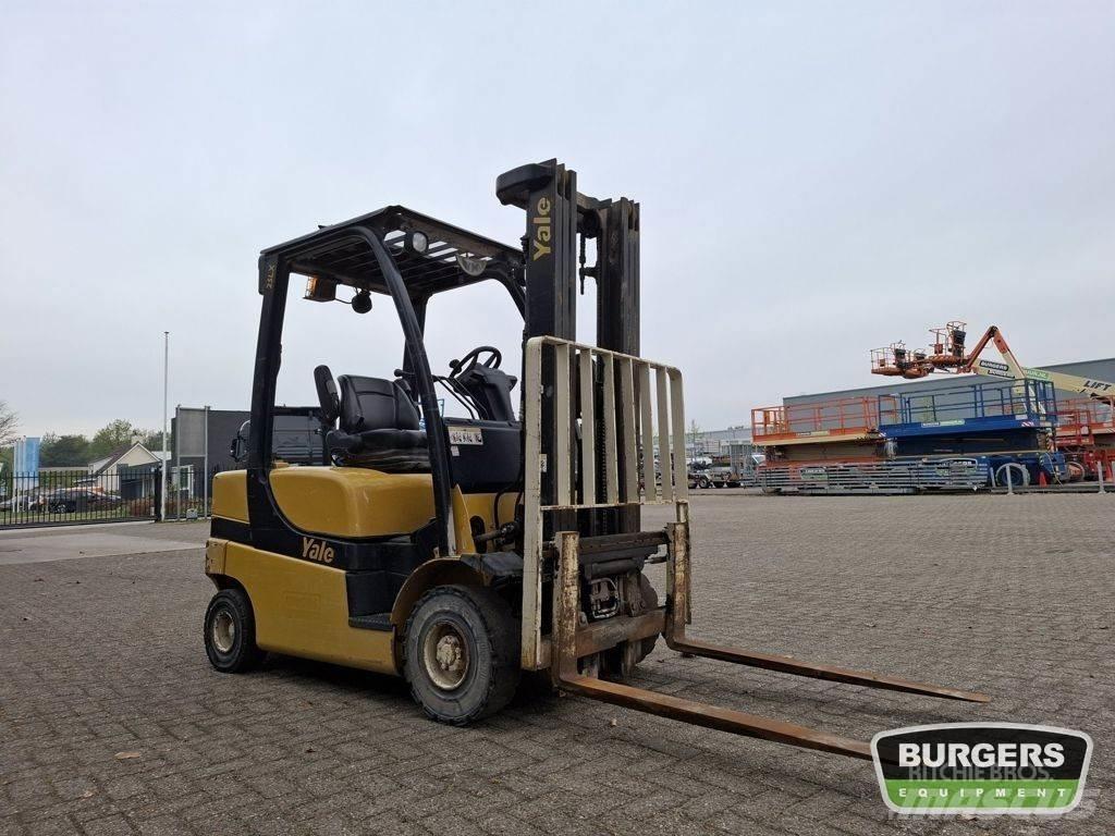 Yale GDP25 LX Empilhadores Diesel