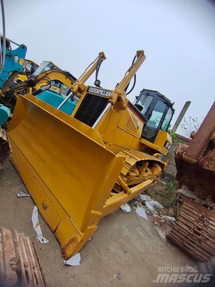 CAT D6G Dozers - Tratores rastos
