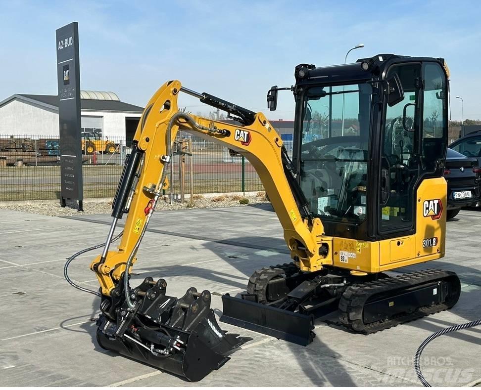 CAT 301.8 Miniescavadeiras