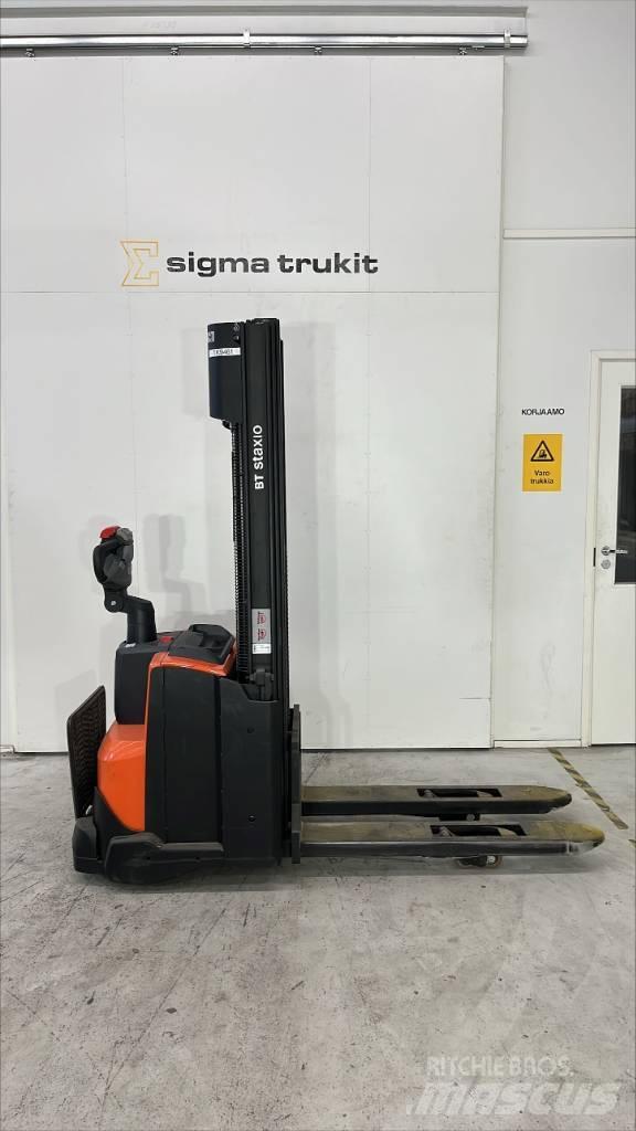 Toyota SWE 120 L Empilhador para operador externo