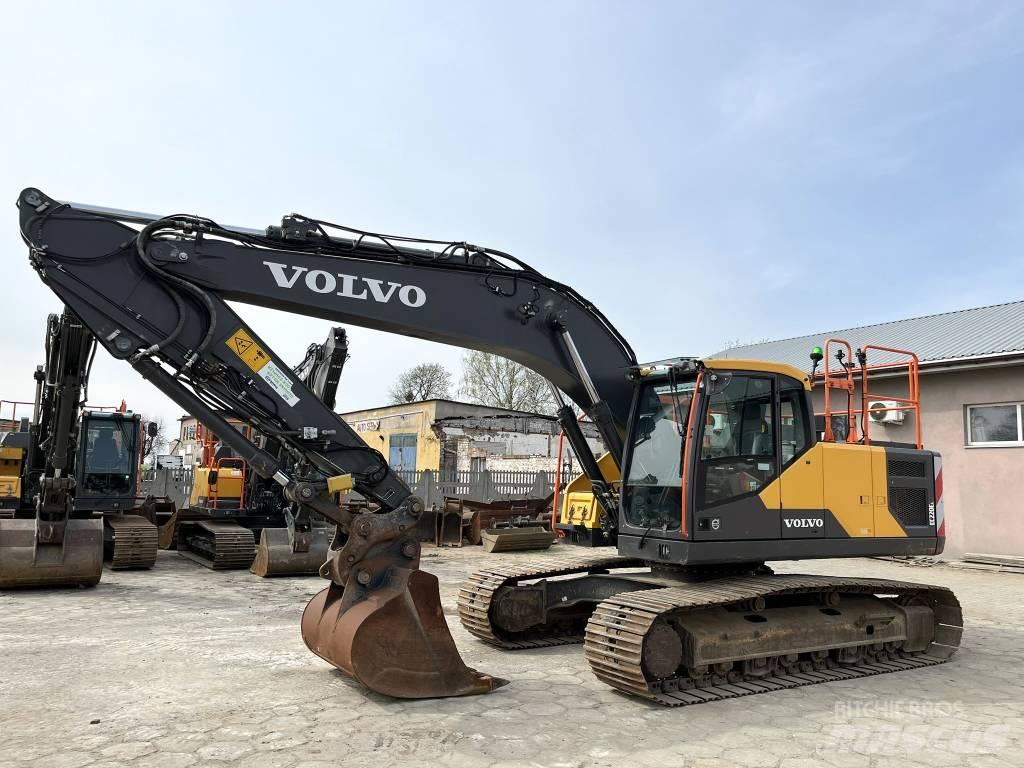 Volvo EC 220 E Escavadeiras de esteiras