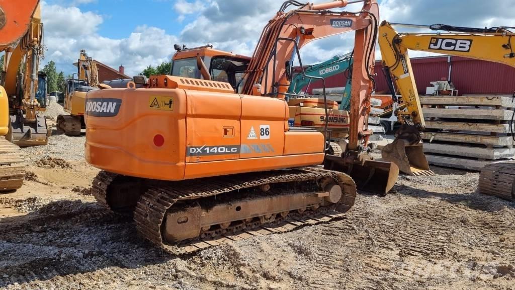 Doosan DX 140 LC-3 Escavadeiras de esteiras