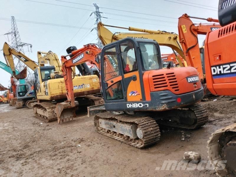 Doosan DH 80 Escavadoras Midi 7t - 12t