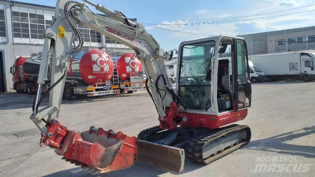 Takeuchi TB 240 Miniescavadeiras