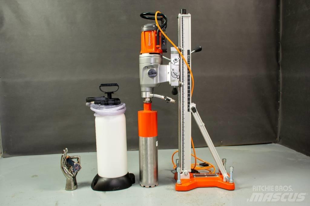 Husqvarna DM430 WT10 Construção - Outros
