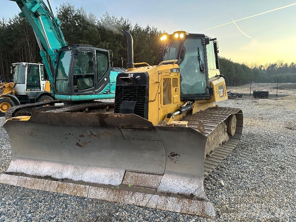 CAT D 6 K 2 LGP Dozers - Tratores rastos