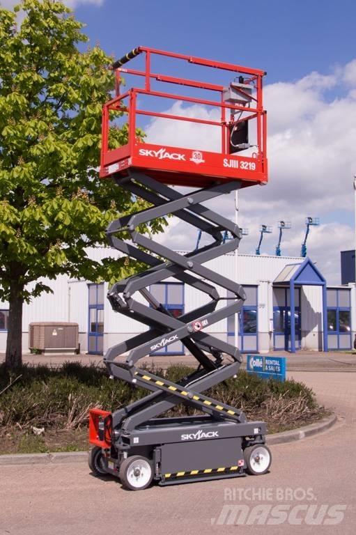 SkyJack SJIII3219 Elevadores de tesoura