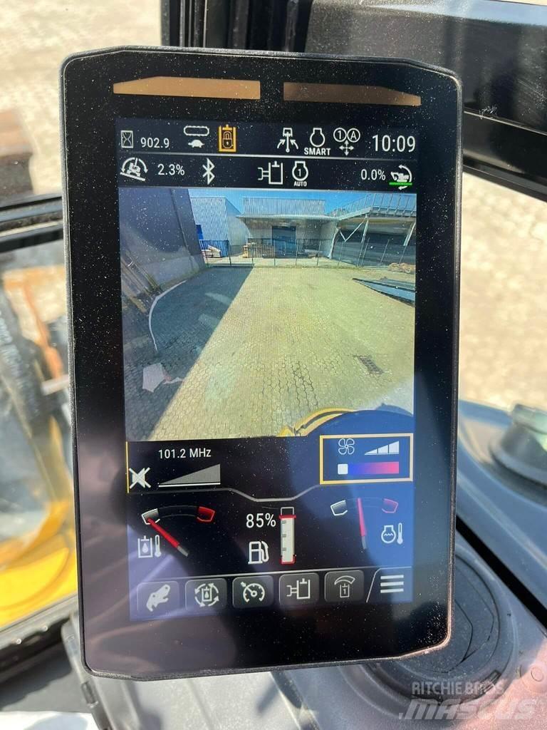 CAT 303.5 Miniescavadeiras