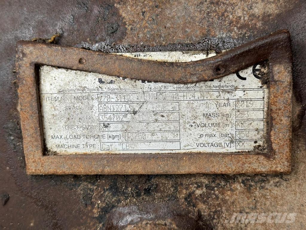 CAT 326F L Escavadeiras de esteiras