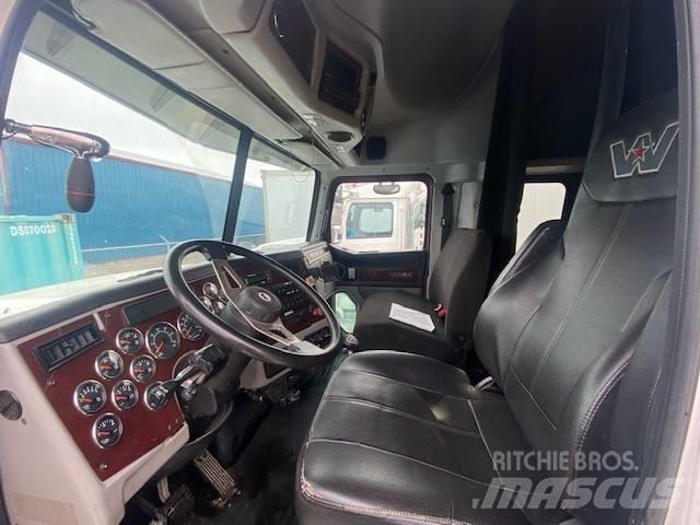 Western Star 4900SB Cavalos Mecânicos