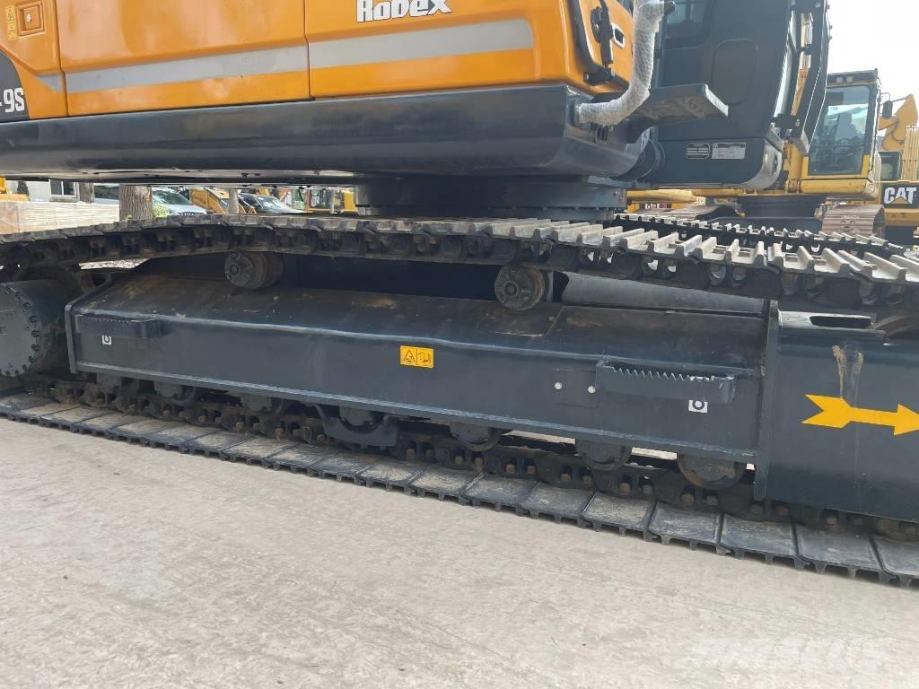 Hyundai 220LC-9S Escavadoras Midi 7t - 12t