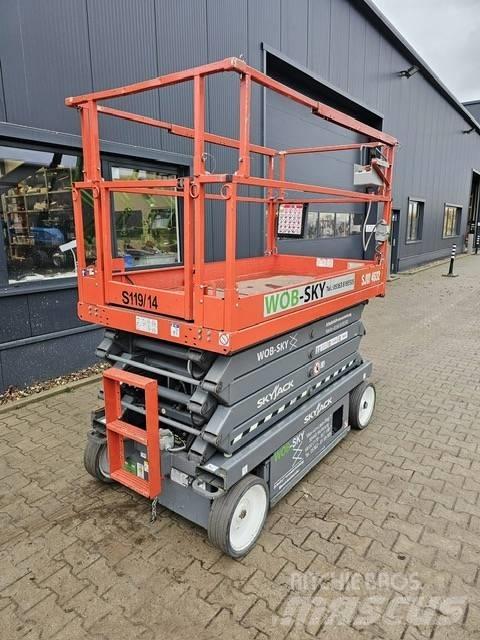 SkyJack SJIII 4632, Elevadores de tesoura