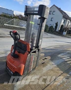 Toyota BT SWE 160 L Porta-paletes manuais