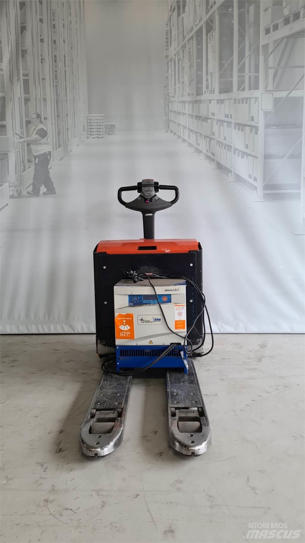 Toyota LWE 200 Porta palettes