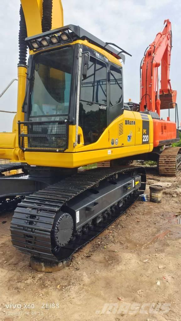 Komatsu PC 220-7 Escavadeiras de esteiras