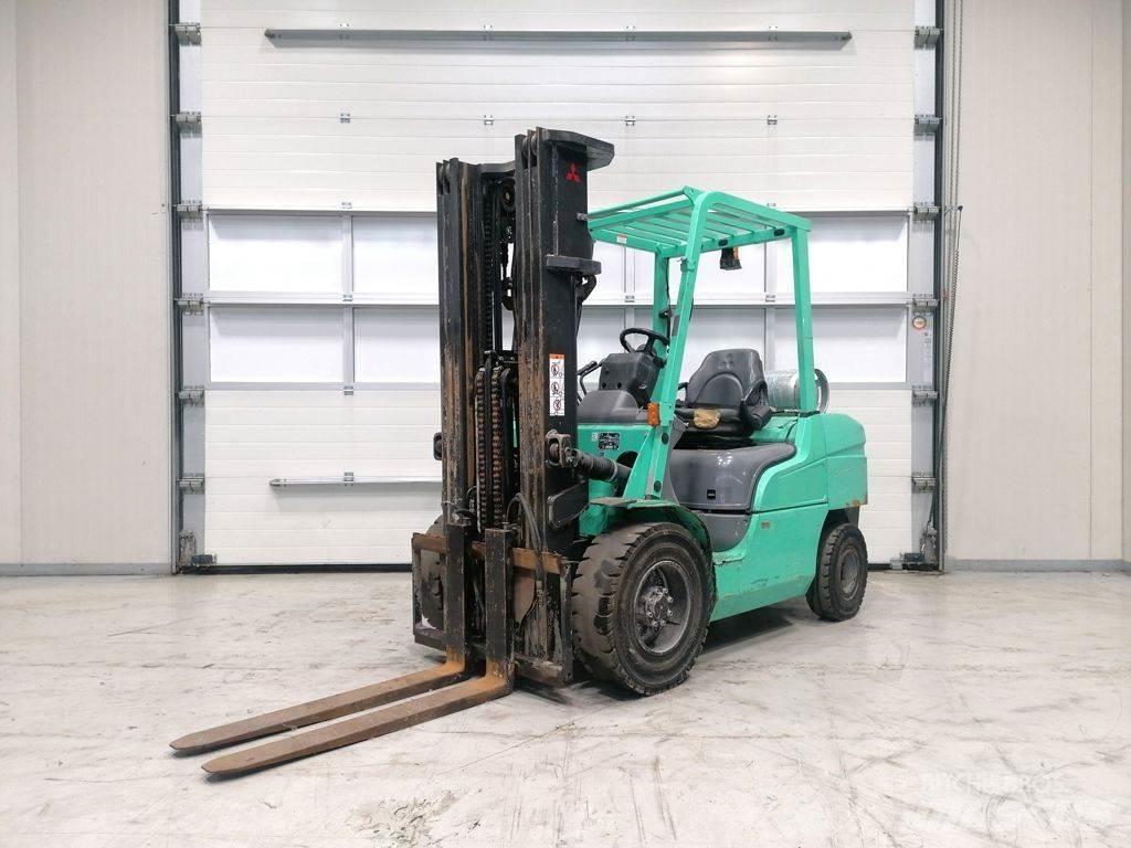 Mitsubishi FG35NT Empilhadores a gás
