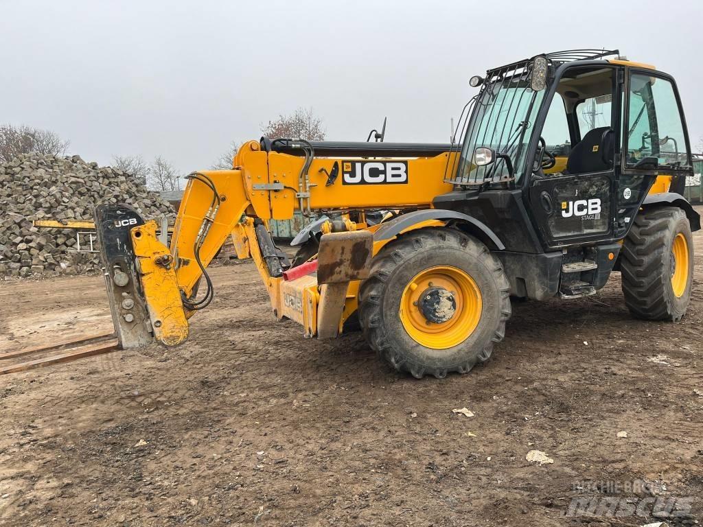 JCB 540-140 Manipulador telescópico