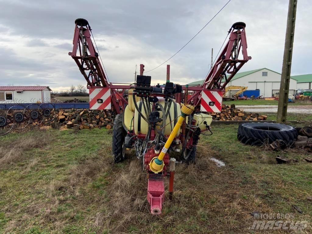 Hardi TR 2000 Pulverizadores rebocados