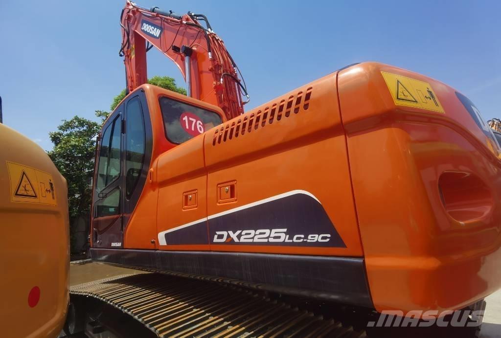 Doosan DX 225 LC-9C Escavadeiras de esteiras