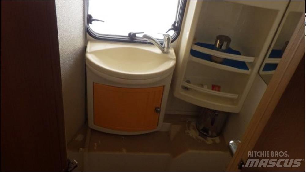 Dethleffs Beduin Autocaravanas e Caravanas