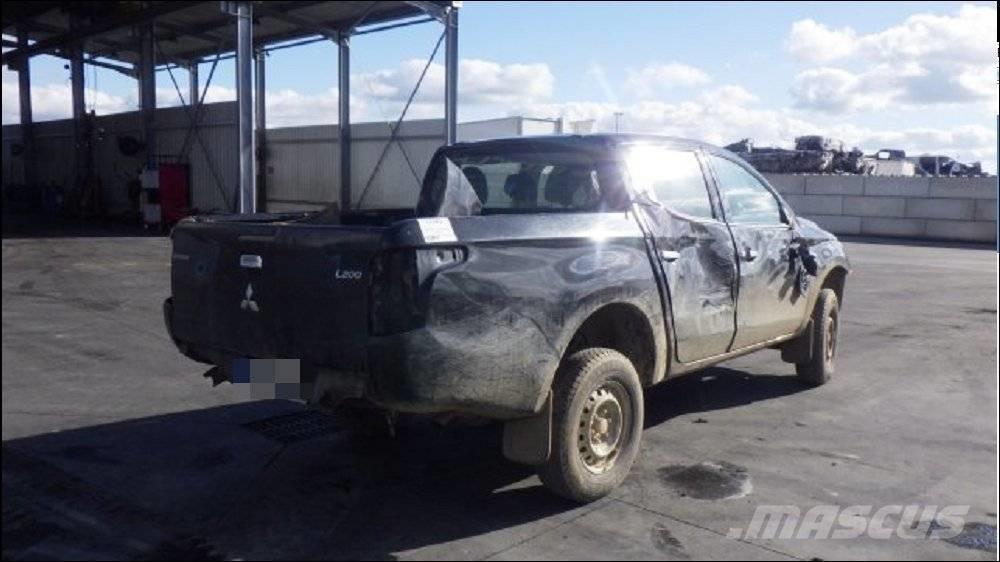 Mitsubishi L 200 4 Pick up de caixa aberta