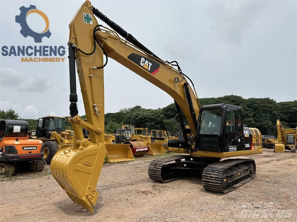CAT 320 D2L Escavadeiras de esteiras