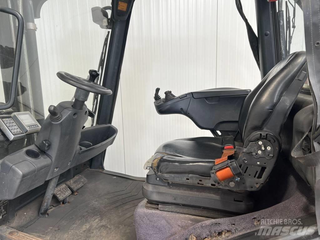 Linde H30T-02 Empilhadores a gás
