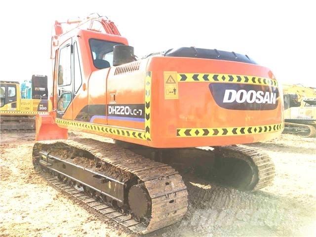 Doosan DH 220 LC-7 Escavadeiras de esteiras