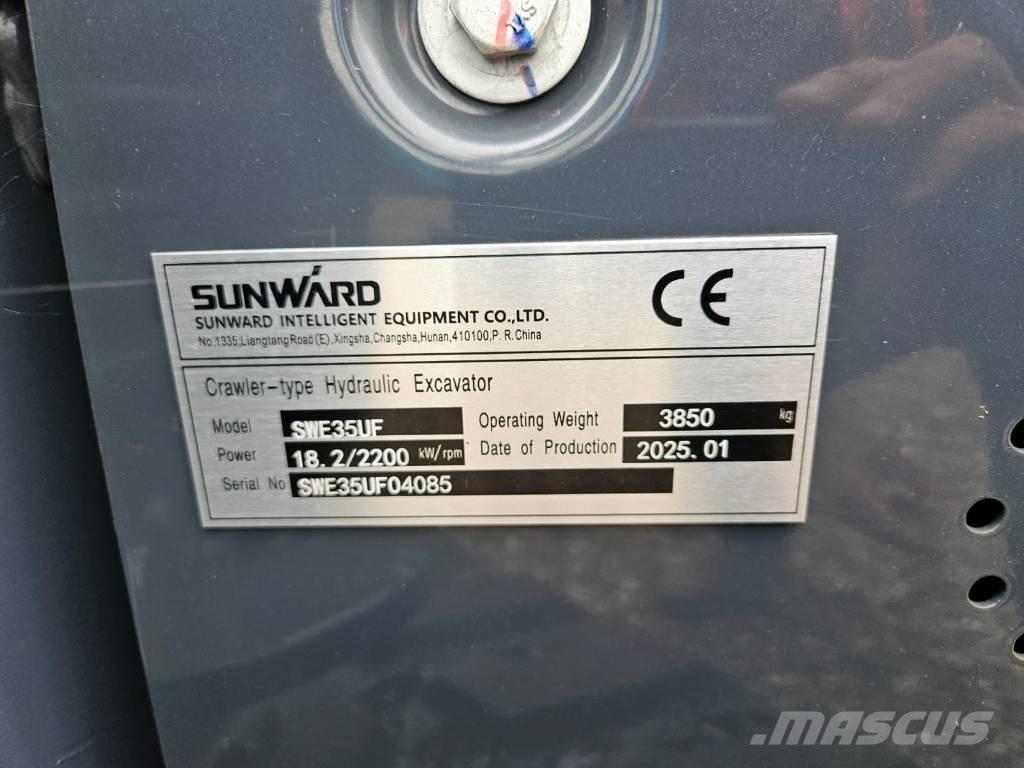 Sunward SWE 35 UF Miniescavadeiras