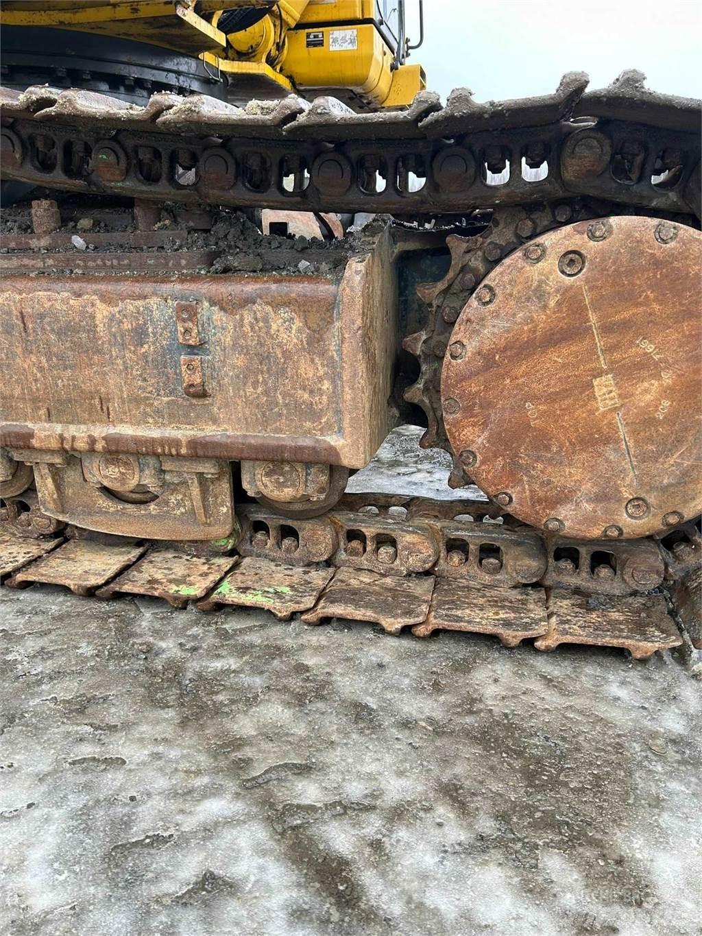 Komatsu PC490LC-11 Escavadeiras de esteiras