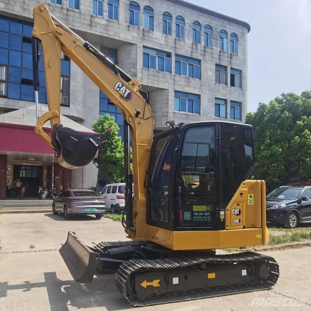CAT 306 Miniescavadeiras