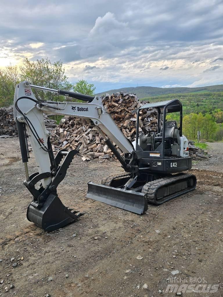Bobcat E42 Miniescavadeiras