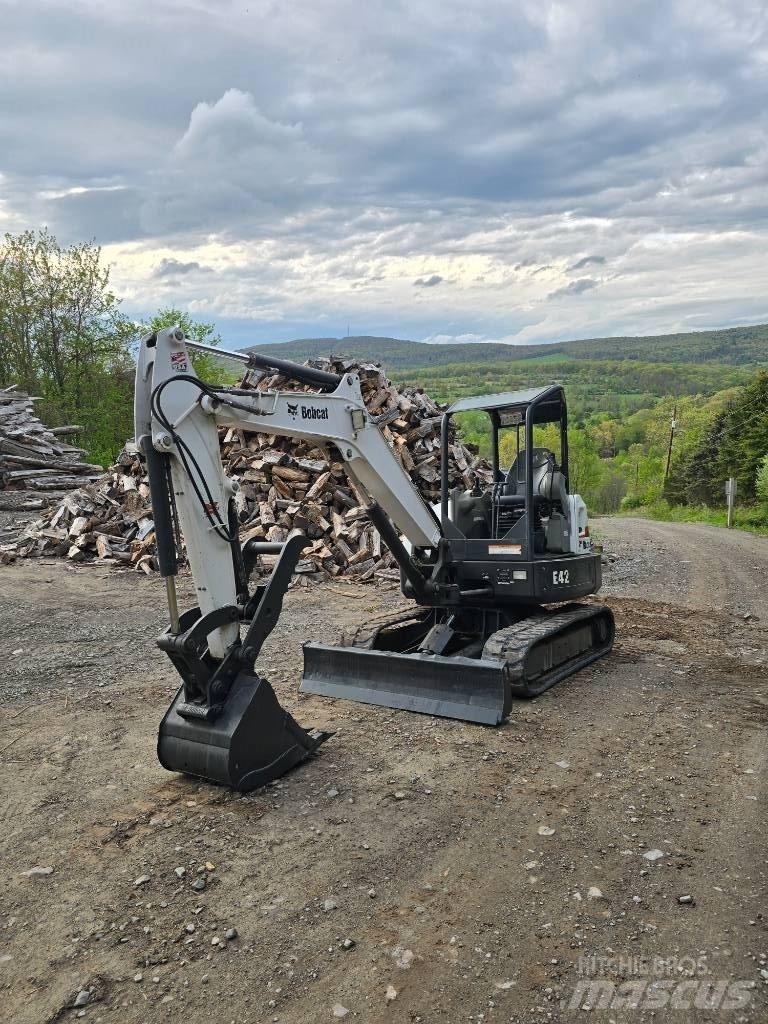 Bobcat E42 Miniescavadeiras