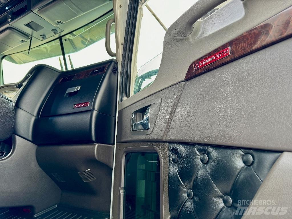 Kenworth T800 Cavalos Mecânicos