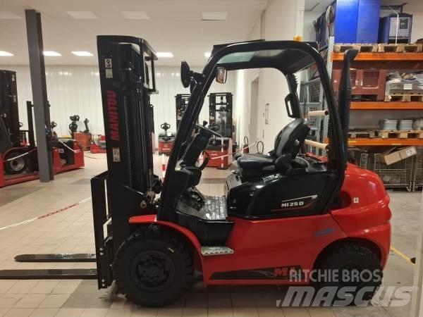 Manitou MI25D Empilhadores todo-terreno