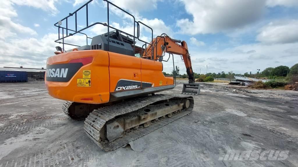 Doosan DX 225 LC Escavadeiras de esteiras