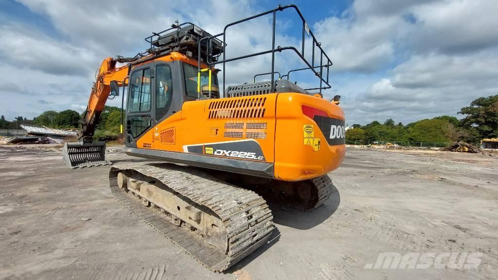 Doosan DX 225 LC Escavadeiras de esteiras