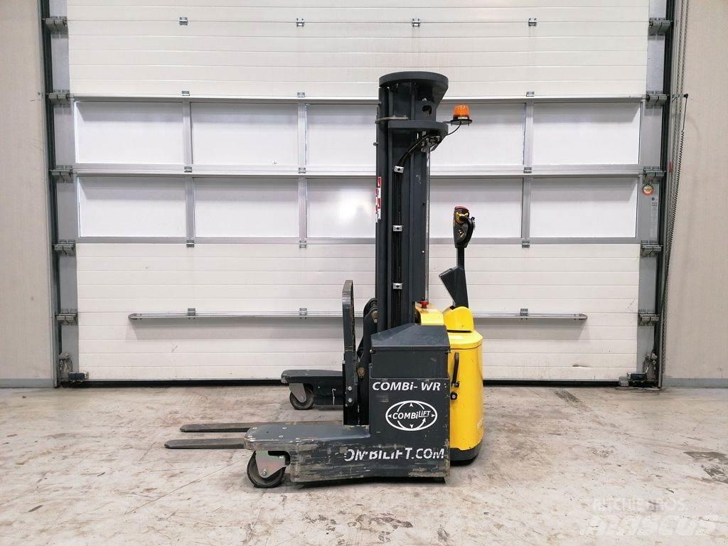 Combilift WR4 Carregadores laterais