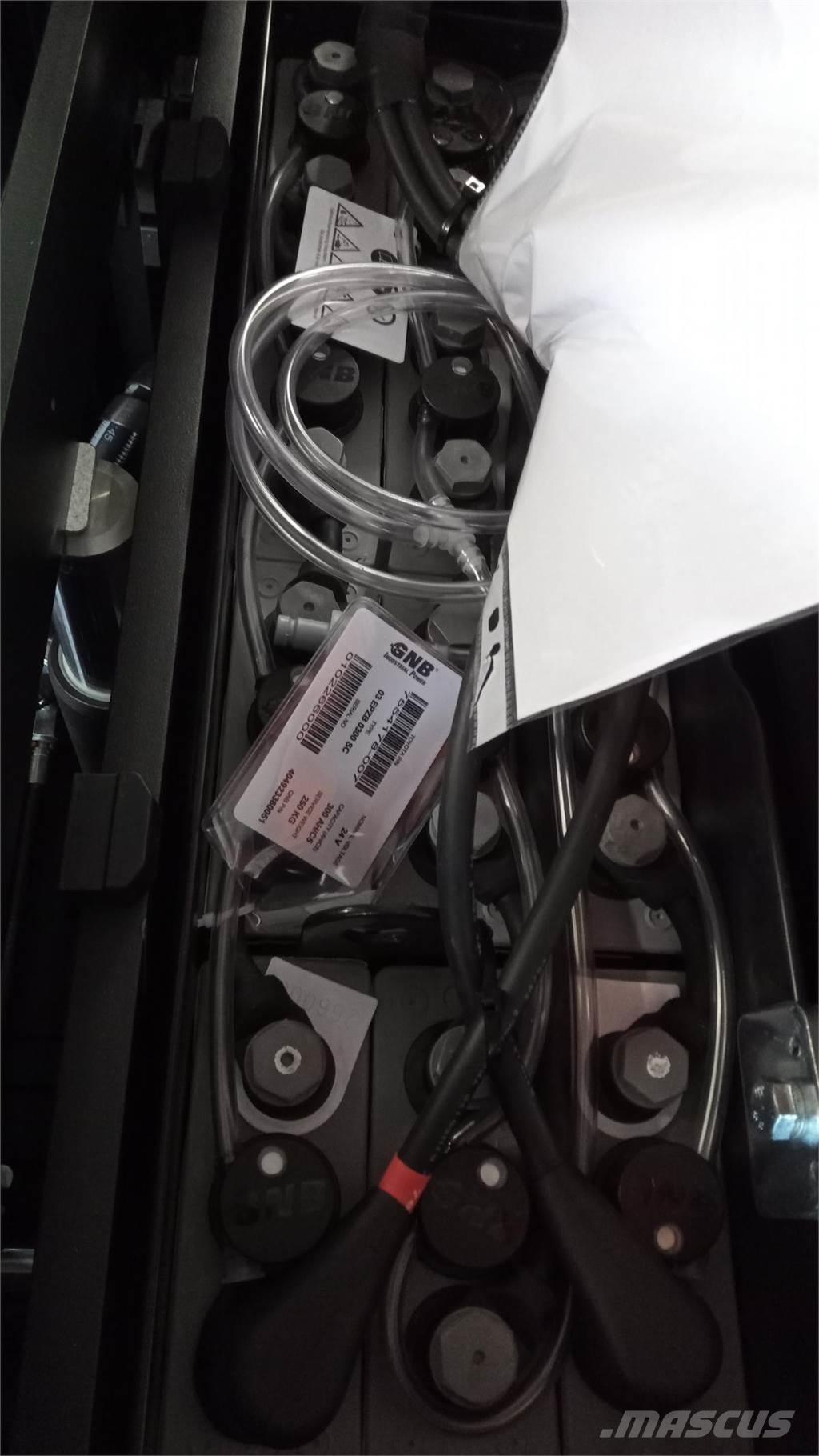 Toyota BT SPE200D Empilhador para operador externo